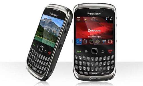 BLACKBERRY 9300 BLACK **LIKE NEW **