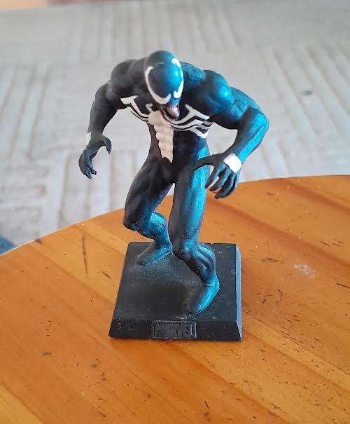The Classic Marvel Figurine Collection #32 Venom