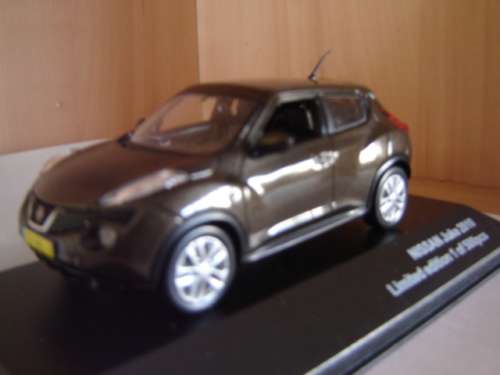 Green Promotion : Nissan Juke   Die Cast  Sc 1/43  Top Make TRIPLE 9  D/Case: Gteed -  In Stock