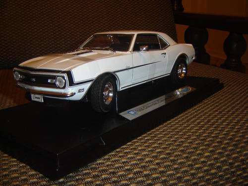 Lovely White '68 Chevrolet Camaro SS 396  Sc1/18 by Welly New in Display Box