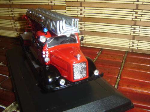 Lovely b Rare M Benz Fire Engine of Yesteryearby Top Make Signature Sc 1/43 New in Display Case