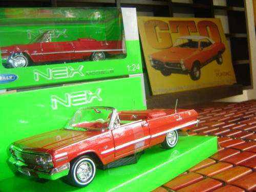 '63 Chevrolet Impala V8 Die Cast Scale 1/24 by WELLY New in Display Box Gteed In Stock