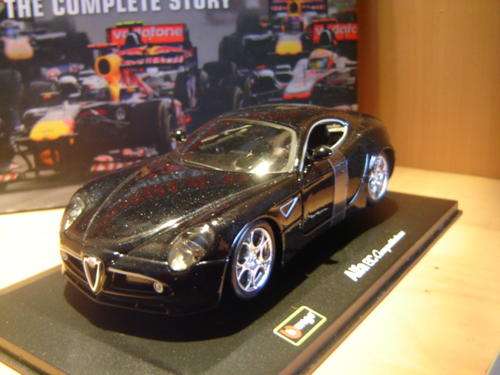 Stunning Alfa Romeo Competizon  1/32  BBurago New i D/lay Case  Delivery by Courier Best Price