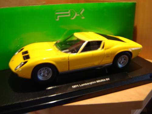 ''71 Lamborghini  Miura SV  1/18 by WELLY FX New in Display Box:.Free Delivery by Coerier to y Door