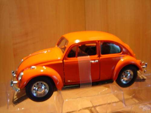 VW Beetle '67 - Die Cast Model 1/24  YatMing  R/Signature -New  in D/Box Gntee- In Stock