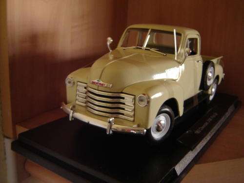 ' 53  Chevrolet 3100 P/Up   Cream by Welly Nex Die Cast  1/18 New In  D/Box Gteed In Stock