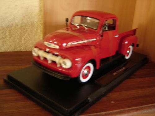 '51 Ford F1 Pick Up  V8   Die Cast Model - WELLY NEX Sc 1/18 New- In D/Box G/Teed - Stunning