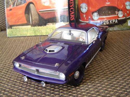 Stunning   ' 70 Plymouth  Cuda  Muscle Car Scale  1/18 by  Highway 61 New in Display Box. Garenteed