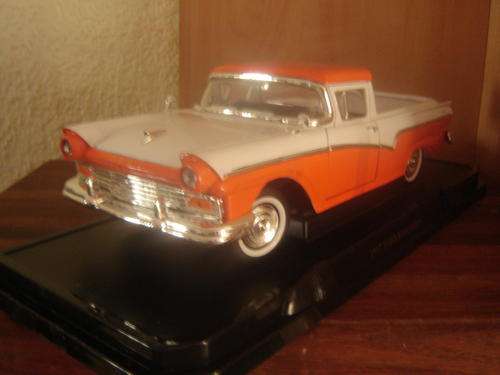 '57 Ford Ranchero V8  1/18  Lucky  YatMing  R/Signature   New in D/Box Garenteed- Stunning