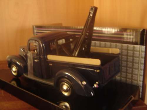 '40 Ford Break Down P/Up  D/Cast Model Sc  1/24  Premium Coll.  MOTORMAX  New  D/Box  Gteed In Stock