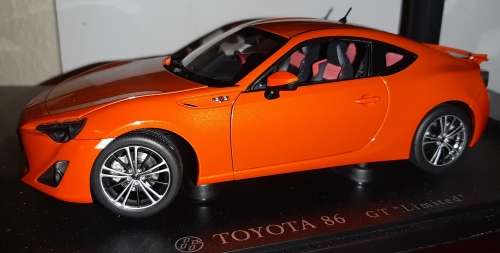 Special;Toyota 86 GT  Die Cast  Model Sc 1/18  Top Make AutoArt New in Box  Gteed- In Stock