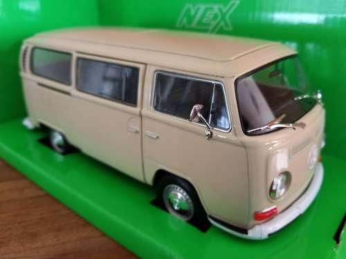 VW Kombi T2 w Sliding Door  -  Die Cast Model   Sc 1/24 by  Welly New  in D/Box  Gteed.- In Stock
