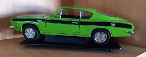 `69  Plymouth Barracuda  Muscle Car D/Cast Model  1/18 R/Sign Buy any x 2 Ass Mods  10% off Selli