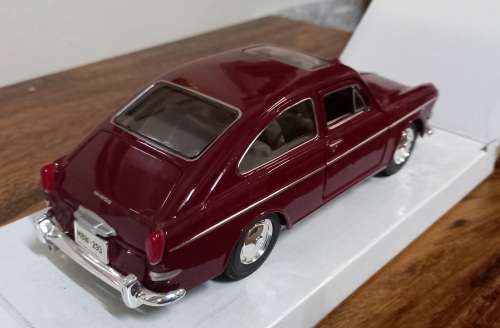 Speciial Listing SirTru 27  `67 Volkswagen F/back  D/Cast Model   24  New