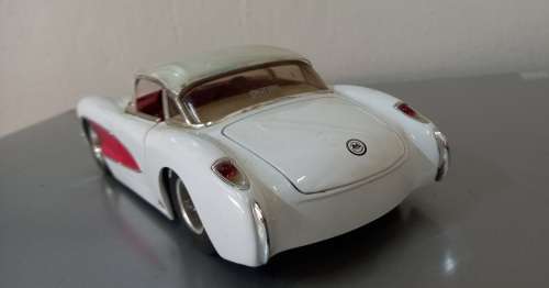 `57 Corvette Dragster Die Cast Model 1/24   S/Hand  Buy any x 2 or More Ass Models  10% of o Selling