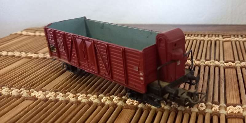 Lima Freight Wagon Loaded with Coal