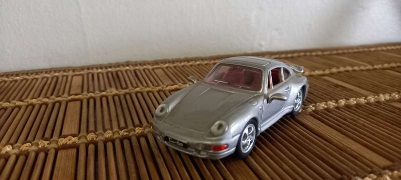 Porsche 911 Turbo  Die Cast Model  1/43    Road  Signature     Buy add. Models   Quantity Discount