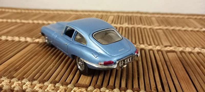 Jaguar E Type   Die Cast Model - 1/43    Top Make Kyosho    Quantity Discount 10%