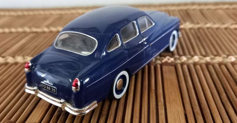 `53 Ford Vedette V8   Die Cast  Scale  1/43     Rare  -Quantity Discount