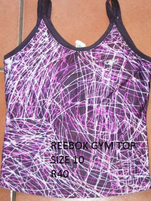 REEBOK GYM VESTSIZE 10