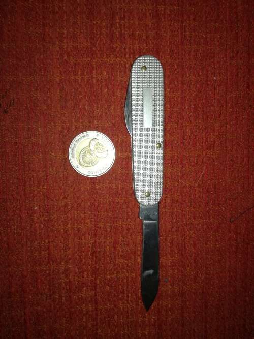 Victorinox metal folder