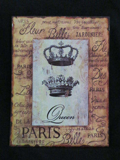 Vintage look "Queen" metal wall hanging 25 x 33cm