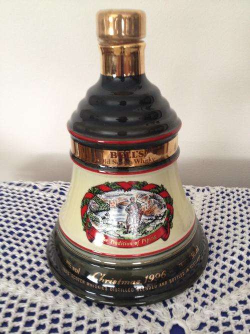 Bell's Old Scotch Whiskey Christmas 1996