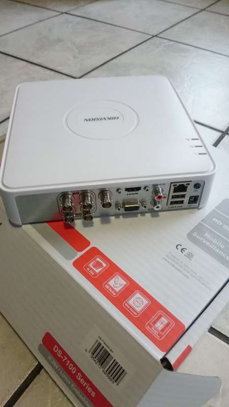 HIKVISION DVR DS-7104HWI-SH + 500GB (Brand New)