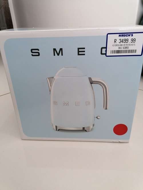 BRAND NEW RED SMEG Kettle and Toaster Combo