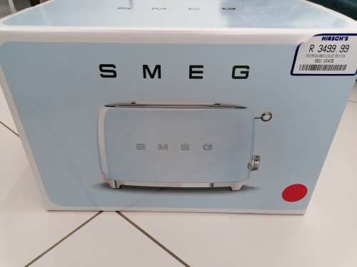 BRAND NEW RED SMEG Kettle and Toaster Combo