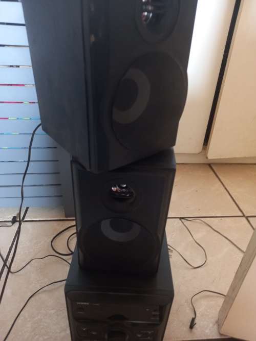 mini hifi system as is