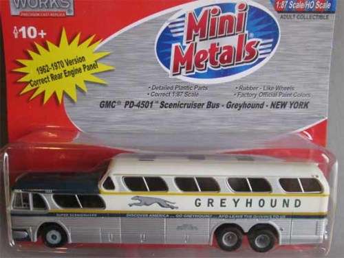 MINI METALS HO 1/87 SCALE - GMC PD-4501 SCENICCRUISER BUS GREYHOUND "NEW YORK" (NEW CARDED)