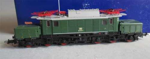 ROCO HO SCALE - GERMAN DB 194 157-4 KROKODIL LOCOMOTIVE, DCC READY(MINT BOXED)