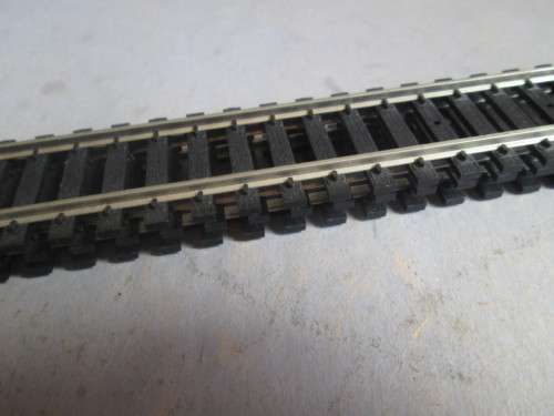 ATLAS HO SCALE, CODE 100 3 X FLEX TRACK - NEW