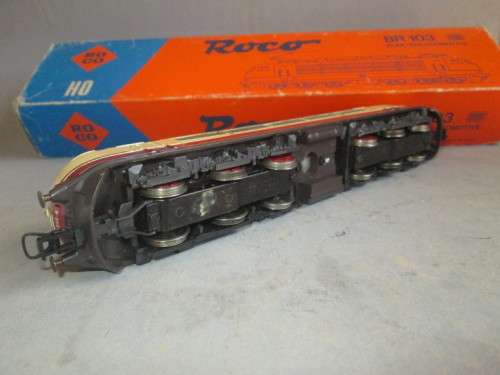 ROCO HO SCALE - GERMAN ELECTRIC LOCO BR 103 T.E.E., CO-CO - BOXED