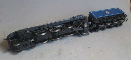 BACHMANN OO SCALE - STEAM LOCO 4-6-2 & TENDER "SIR NIGEL GRESLEY"