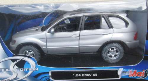 MAISTO 1/24 SCALE - BMW X5  (BOXED)