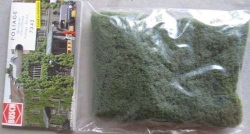 BUSCH ALL SCALES - 150 X 250mm FOLIAGE (NEW)