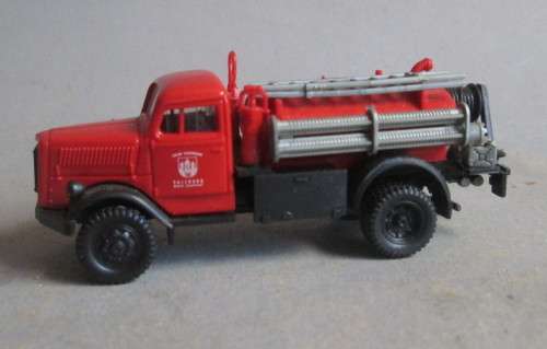 ROCO 1/87/HO SCALE - FIRE ENGINE (PLASTIC)