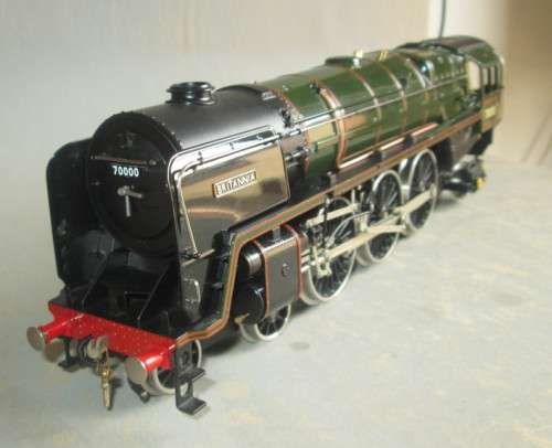 ACE TRAINS O SCALE/GAUGE - "BRITANNIA CLASS" STEAM LOCO & TENDER (BOXED) - SEE BELOW