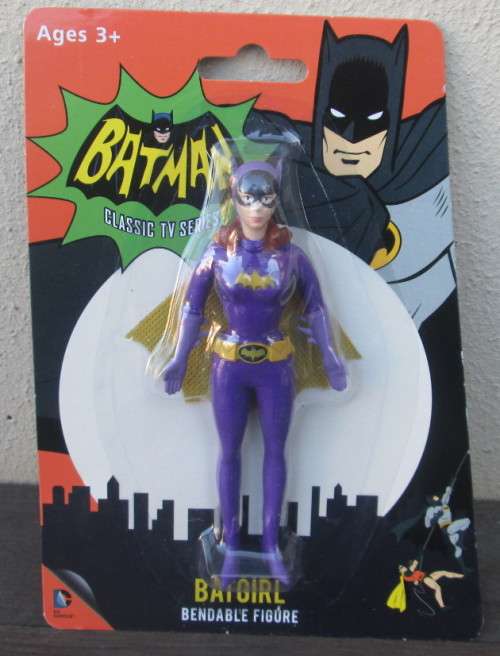 NJCROCE -  BATGIRL BENDABLE FIGURE  - 135mm, NEW CARDED