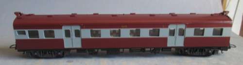 LIMA HO SCALE - SAR 1st CLASS SUBURBAN PASSENGER COACH