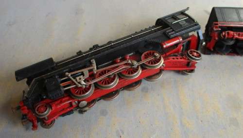 FLEISCHMANN HO SCALE - DB 2-8-2 STEAM LOCO & TENDER