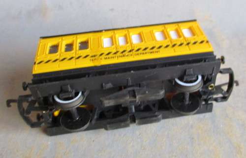 HORNBY OO SCALE - TRACK MAINTENANCE CLEANER, FELT MISSING