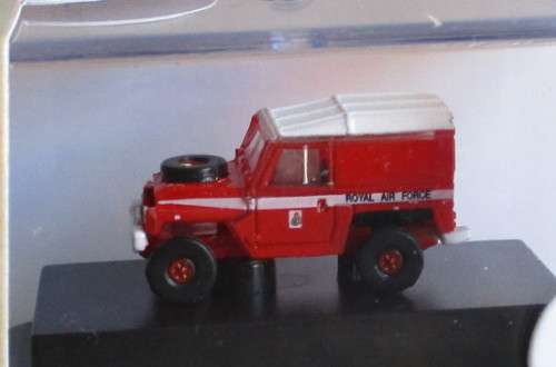 OXFORD N SCALE - LAND ROVER SERIES1 88" RAF, RED ARROWS - NEW BOXED