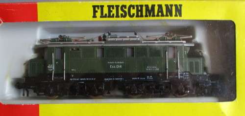 FLEISCHMANN HO SCALE - E44 056 ELECTRIC LOCO WITH PANTO SWITCH - BOXED