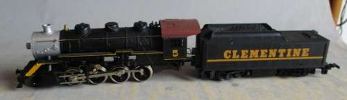 TYCO HO SCALE - 2-8-0 STEAM LOCO & TENDER "CLEMENTINE"
