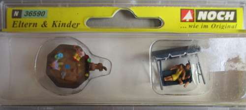 PREISER N SCALE - PARENTS & KIDS SCENE AS NEW BOXED