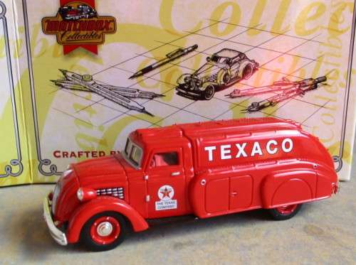 MATCHBOX YYM36834 - 1937 DODGE AIRFLOW TANKER - EXCELLENT BOXED