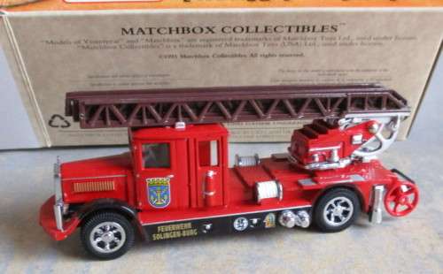 MATCHBOX YFE05-M - 1932 MERCEDES BENZ LADDER TRUCK - EXCELLENT BOXED